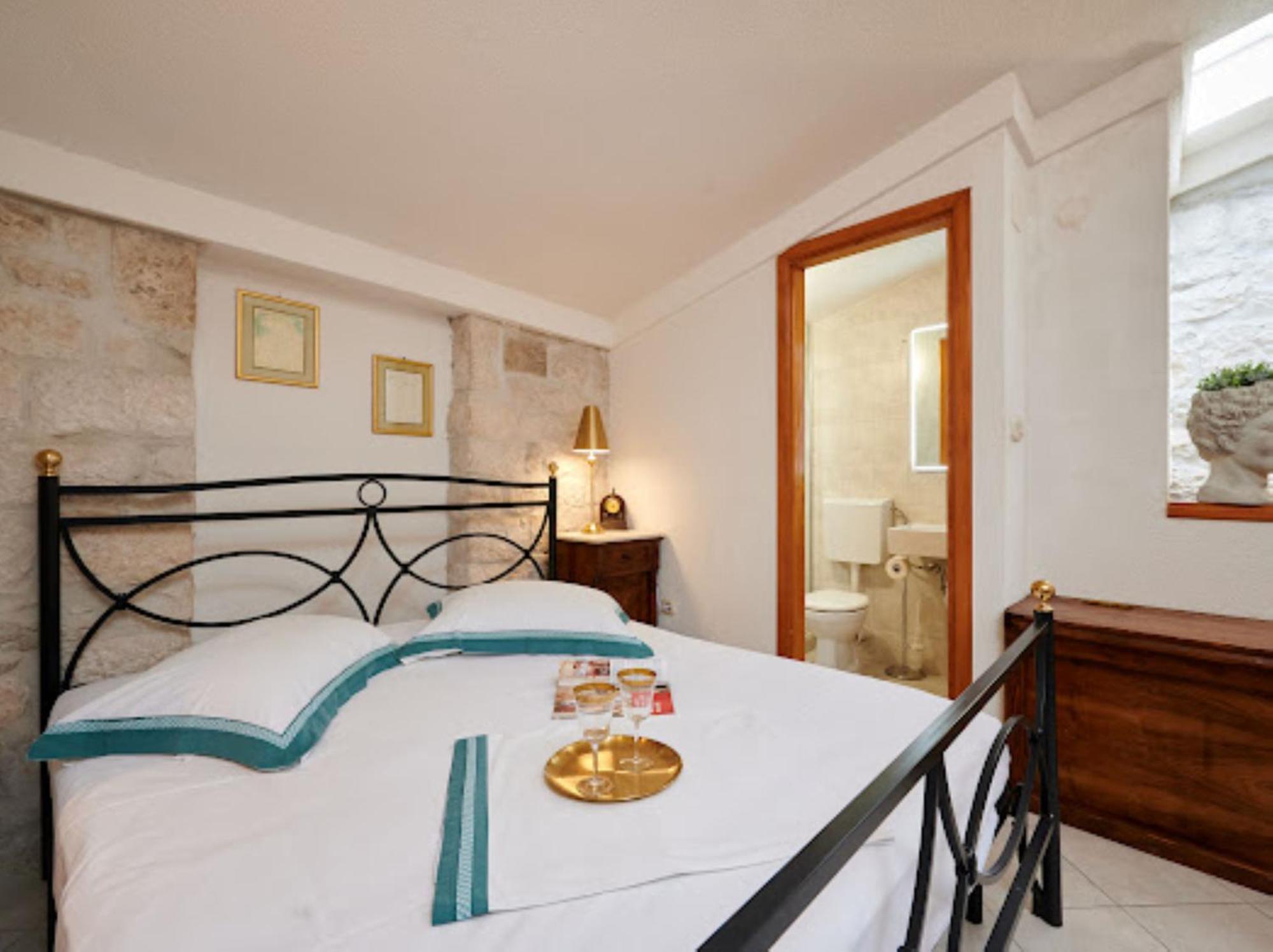 Guesthouse Ana Trogir Old Town Zimmer foto