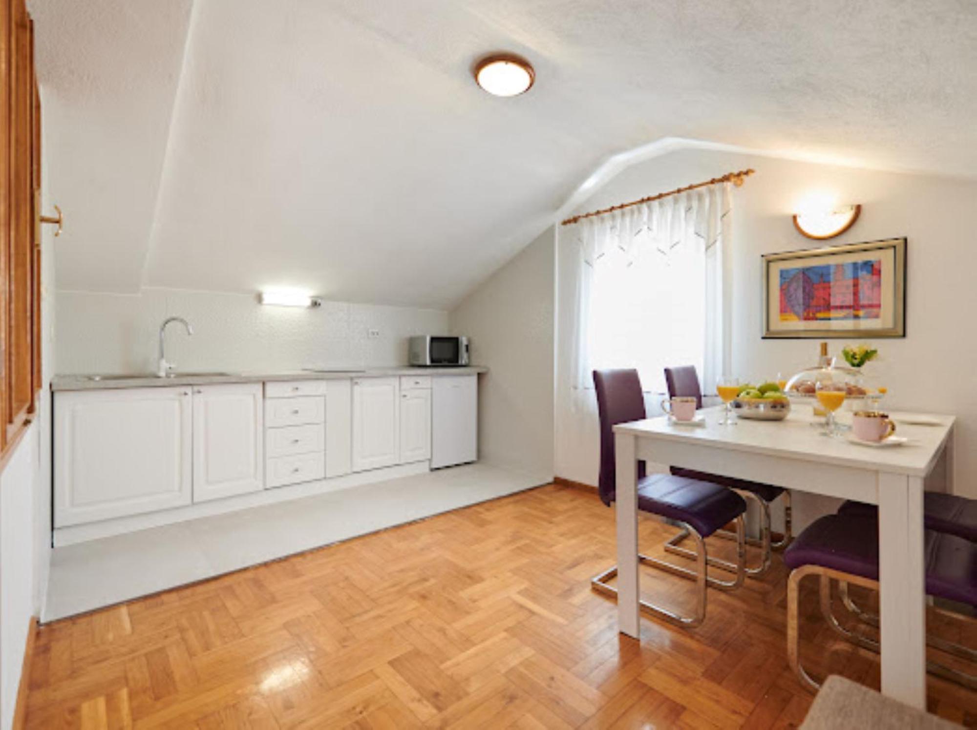 Guesthouse Ana Trogir Old Town Zimmer foto